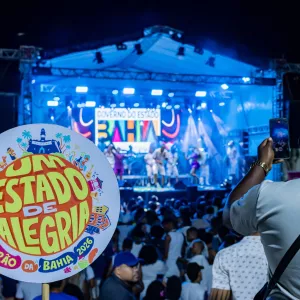 Comerciantes do Pelourinho celebram as vendas com o início da programação do Pelô