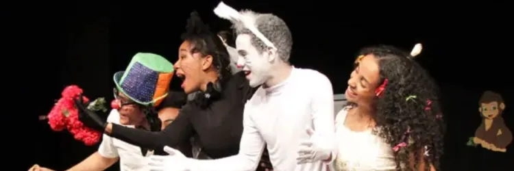 A Menina Bonita do Laço de Fita - Espetáculo