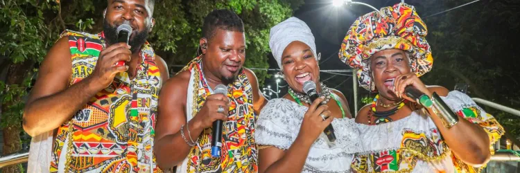 Cortejo reúne gerações de mulheres em conexão com a ancestralidade no Ilê Aiyê