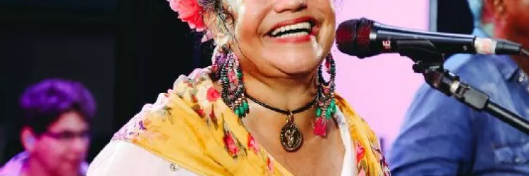 Mônica San Galo leva MPB ao Bel da Bonita e exalta espaço para artistas locais