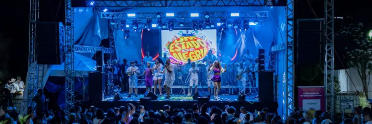 Muito samba, força dos blocos afros e cena contemporânea movimentaram o Pelourinho; confira a programação deste sábado (10)