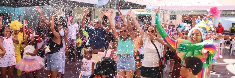Pelourinho reuniu famílias, música e celebrações populares em programação cultural no domingo (1), véspera dos festejos de Iemanjá