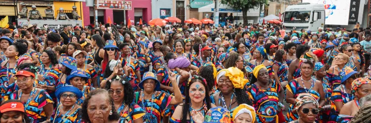 Bloco Didá levou beleza e cores ao circuito Osmar