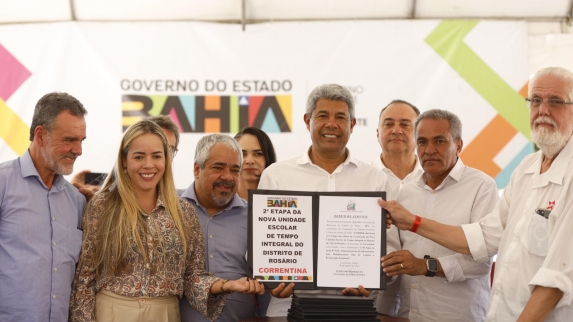 Em Correntina, Governo do Estado assina ordem de serviço para construção da segunda escola de tempo integral