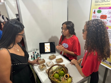 Etapa Macro Territorial do Encontro Estudantil reúne projetos científicos e culturais, em Porto Seguro