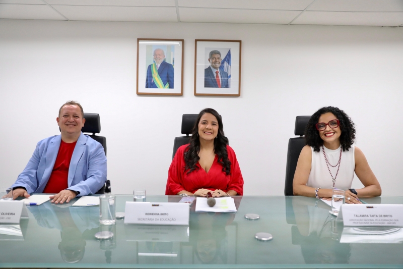 Feeba empossa nova coordenação com solenidade, na Secretaria da Educação da Bahia