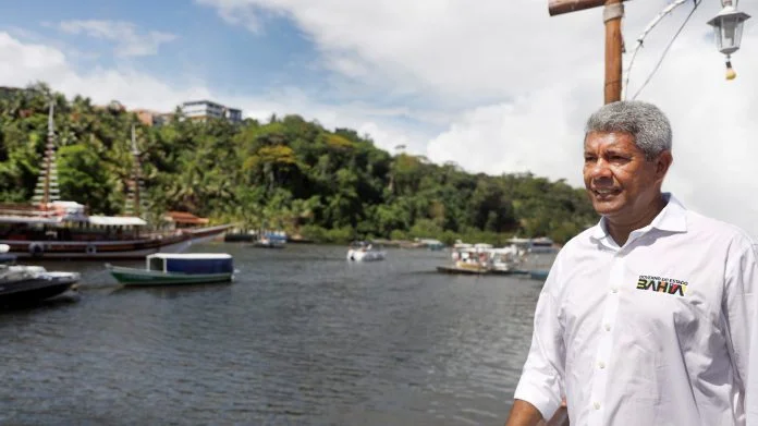 Governador Jerônimo registra marca de 300 municípios baianos visitados: “orgulho do trabalho feito até aqui e motivado para seguir firme e em frente”