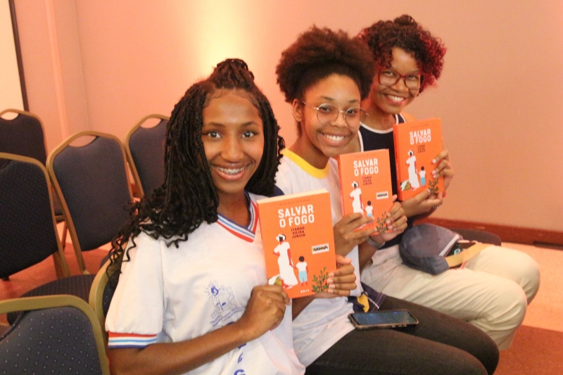 Projeto Nós por Nós incentiva literatura e cultura em comunidades do campo, indígenas e quilombolas na Bahia