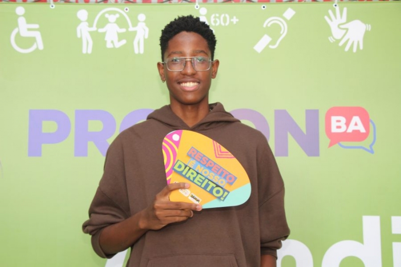 Procon-Ba leva debate sobre consumo consciente e educação financeira para escola no Imbuí