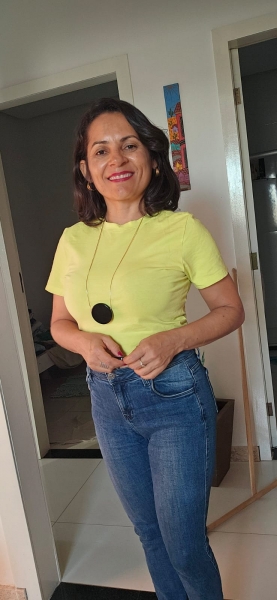 Professora da rede estadual que acertou palpite sobre tema da redação do Enem viraliza nas redes sociais