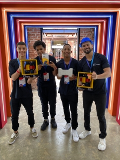 Estudantes da rede estadual de Serrinha são premiados por projeto científico em evento da Samsung