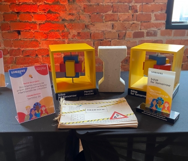 Estudantes da rede estadual de Serrinha são premiados por projeto científico em evento da Samsung