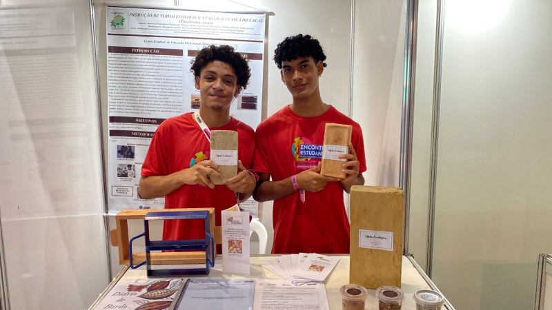 Projetos nas áreas de cosmética, saúde e construção são apresentados durante o Encontro Estudantil, em Salvador