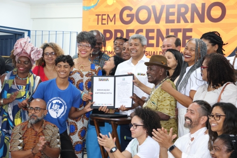 Bahia homologa Resolução Antirracista em evento do Novembro Negro