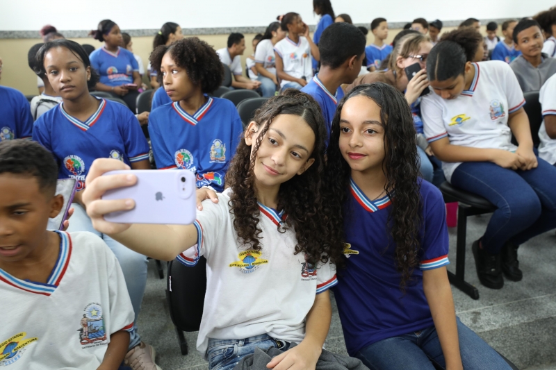 Governo do Estado entrega mais uma obra de ampliação com modernização de colégio em Feira de Santana, nesta sexta (9)