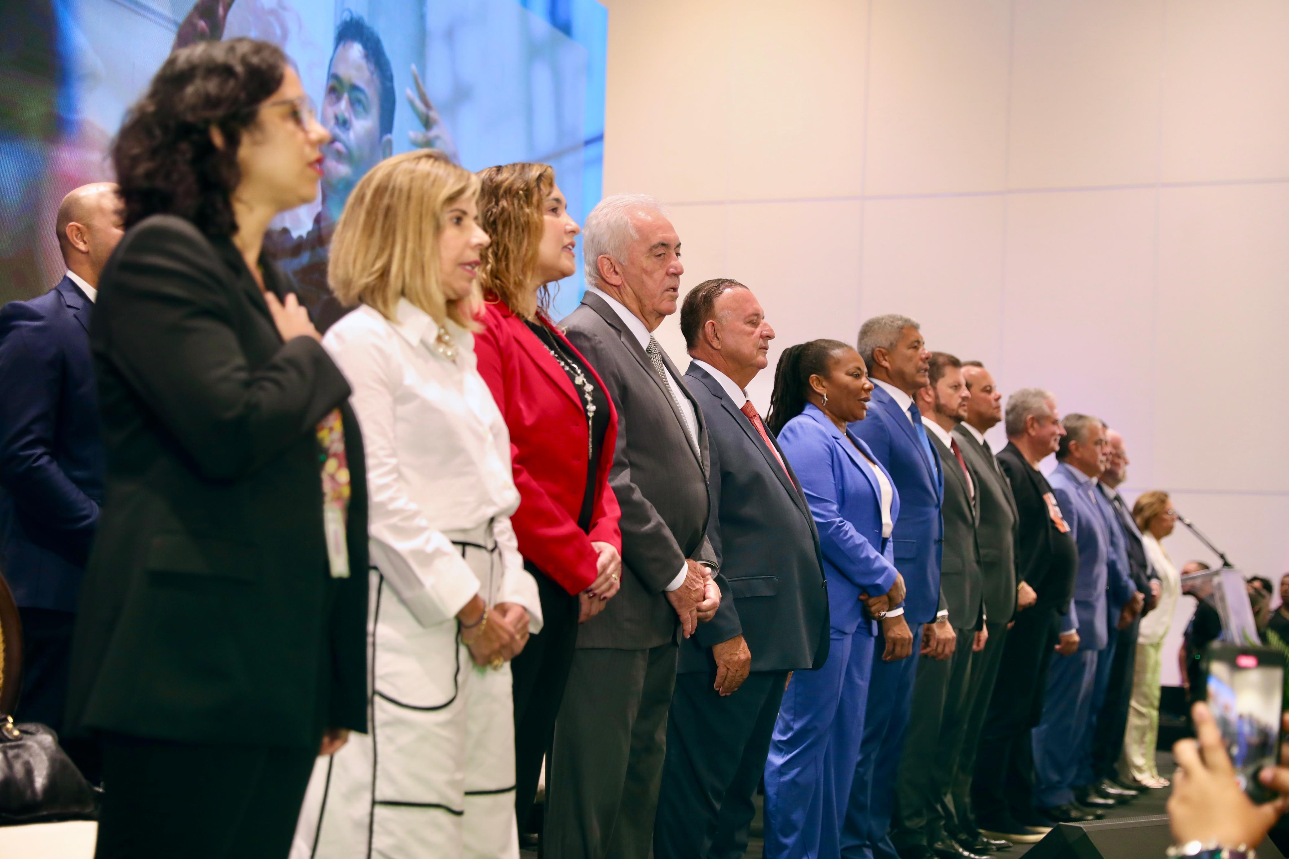 Governo do Estado reafirma compromisso com o desenvolvimento dos municípios e com a Educação durante 8º Encontro de Prefeitos da Bahia