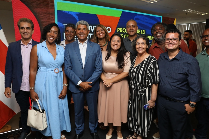 Bahia Filmes: Projeto de Lei que cria a primeira empresa estadual do audiovisual do Brasil é entregue à Alba