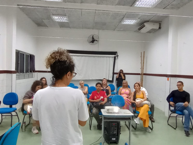 CJCC e Arte Naif formalizam parceria para promoção de arte e cultura no ambiente escolar