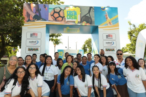 Estudantes participam de diversas atividades do Projeto Verão Costa a Costa, em Ilhéus