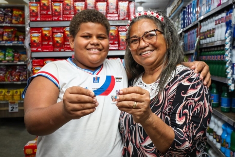 Crédito do Bolsa Presença já está disponível no cartão do programa para famílias dos estudantes beneficiados