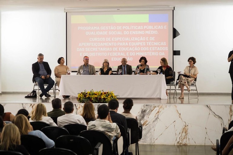 MEC inicia Programa de Gestão de Políticas Públicas do Ensino Médio