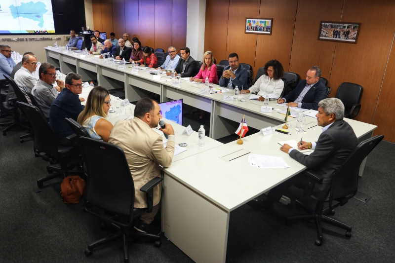 Governador recebe prefeitos baianos e chega a 43 cidades atendidas no ano, em rodadas de escutas e entregas