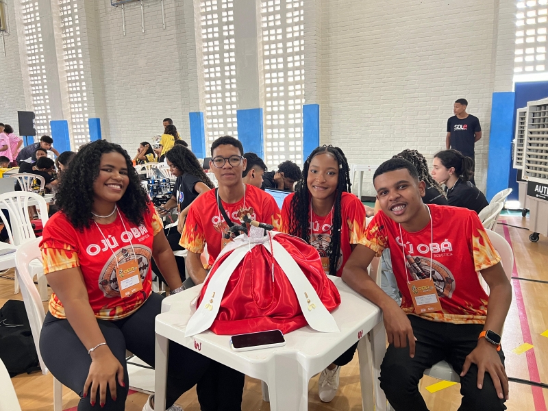 Estudantes de Conceição do Almeida são premiados na fase estadual da Olimpíada Brasileira de Robótica