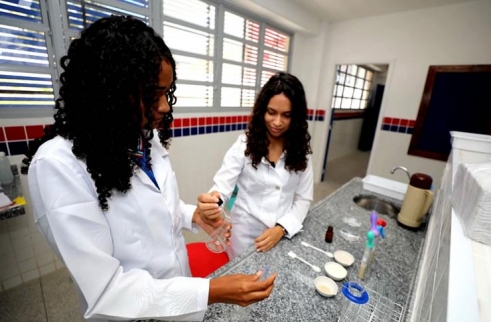 SEC convoca mais 339 professores do Ensino Profissional aprovados em processo seletivo