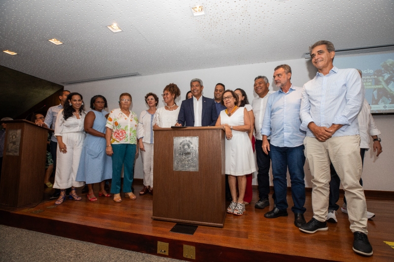 Quase mil escolas da rede pública vão receber cisternas do programa de acesso à água para consumo humano