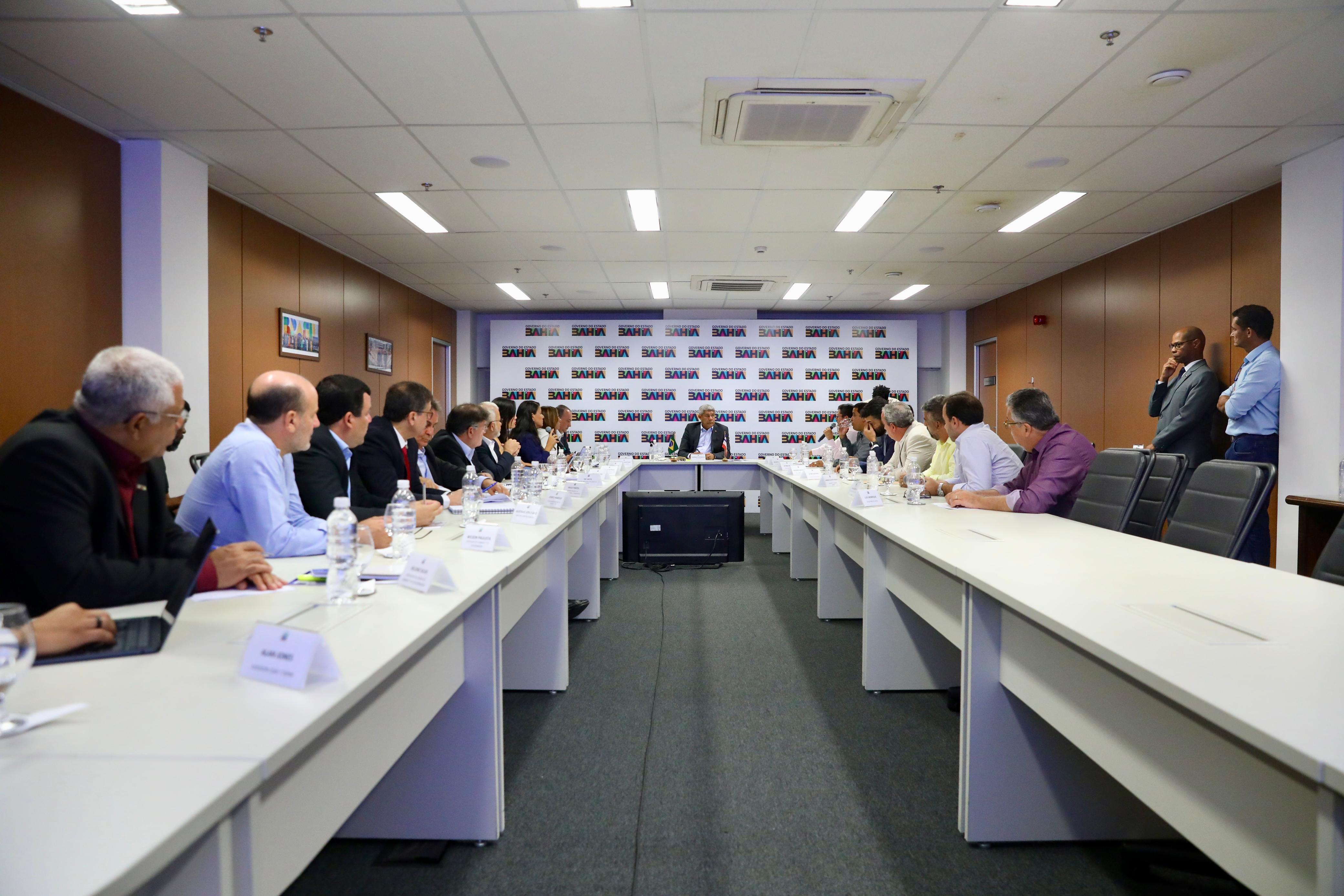 Em encontro com prefeito, governador propõe ações que garantam desenvolvimento de Nazaré