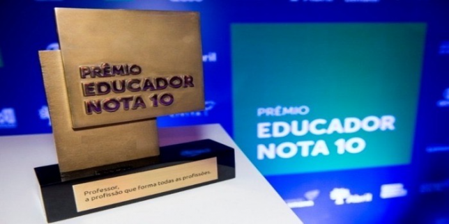 Prêmio Educador Nota 10 prorroga inscrições para o dia 15 de julho