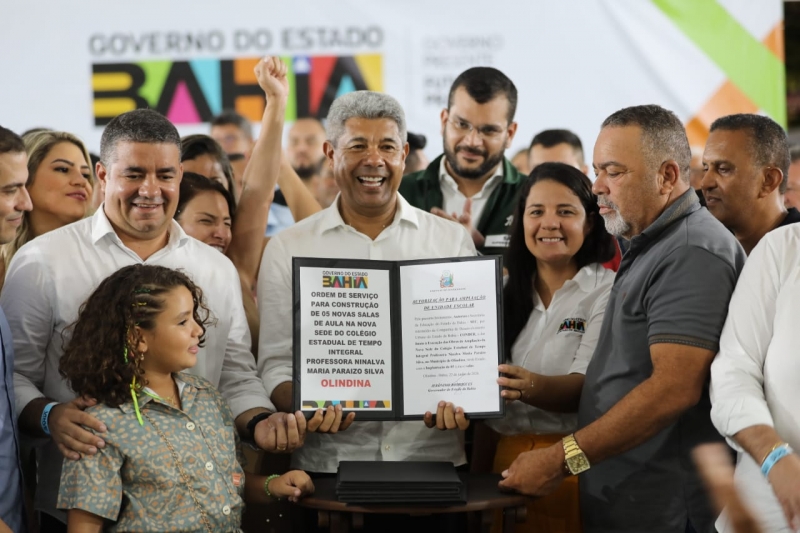 Governo do Estado impulsiona desenvolvimento com novas obras e convênios em Olindina