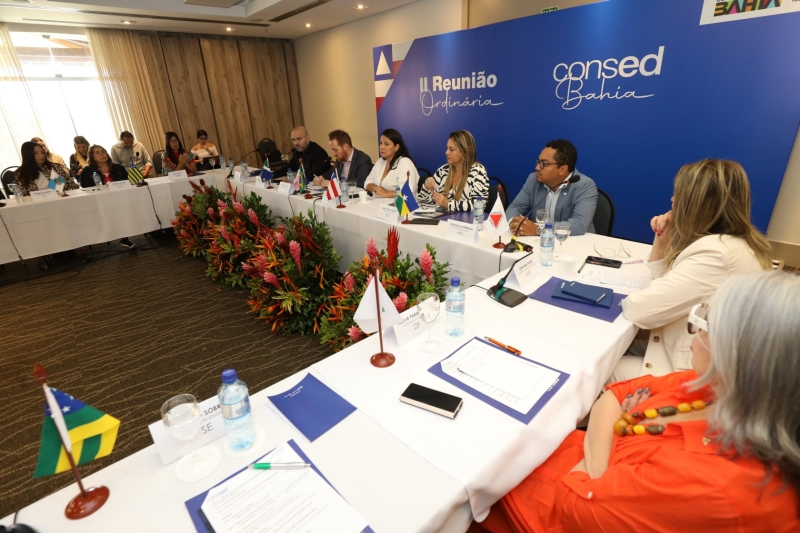 Pé-de-Meia e PNE são pautas do último dia de reunião do Consed Bahia