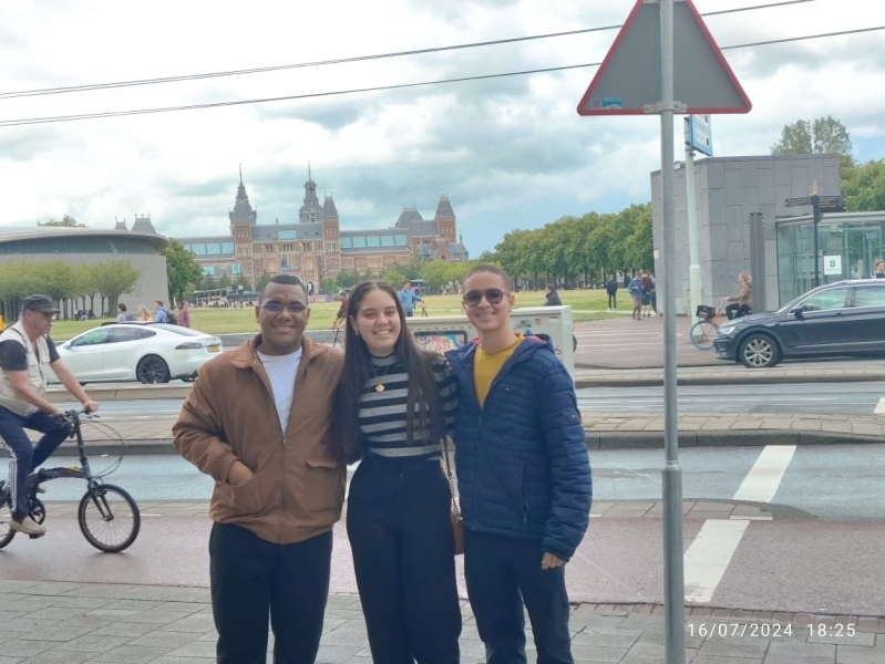 SEC apoia participação de estudantes em eventos científicos nacionais e internacionais