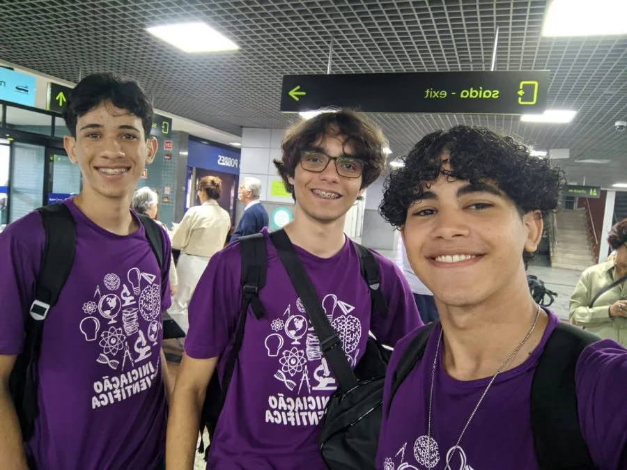 Estudantes de Santo Antônio de Jesus desenvolvem lixeira inteligente para pessoas com deficiência