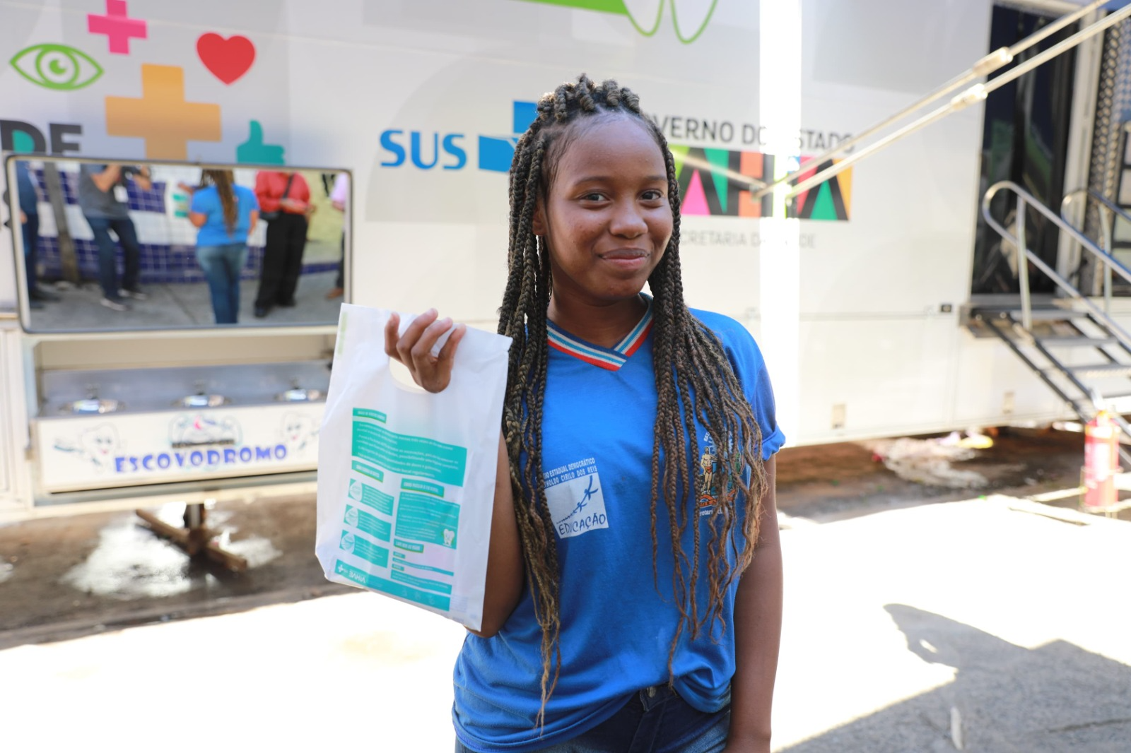 Aniversário de Salvador: Odontomóvel intensifica atendimentos nas escolas estaduais da capital baiana