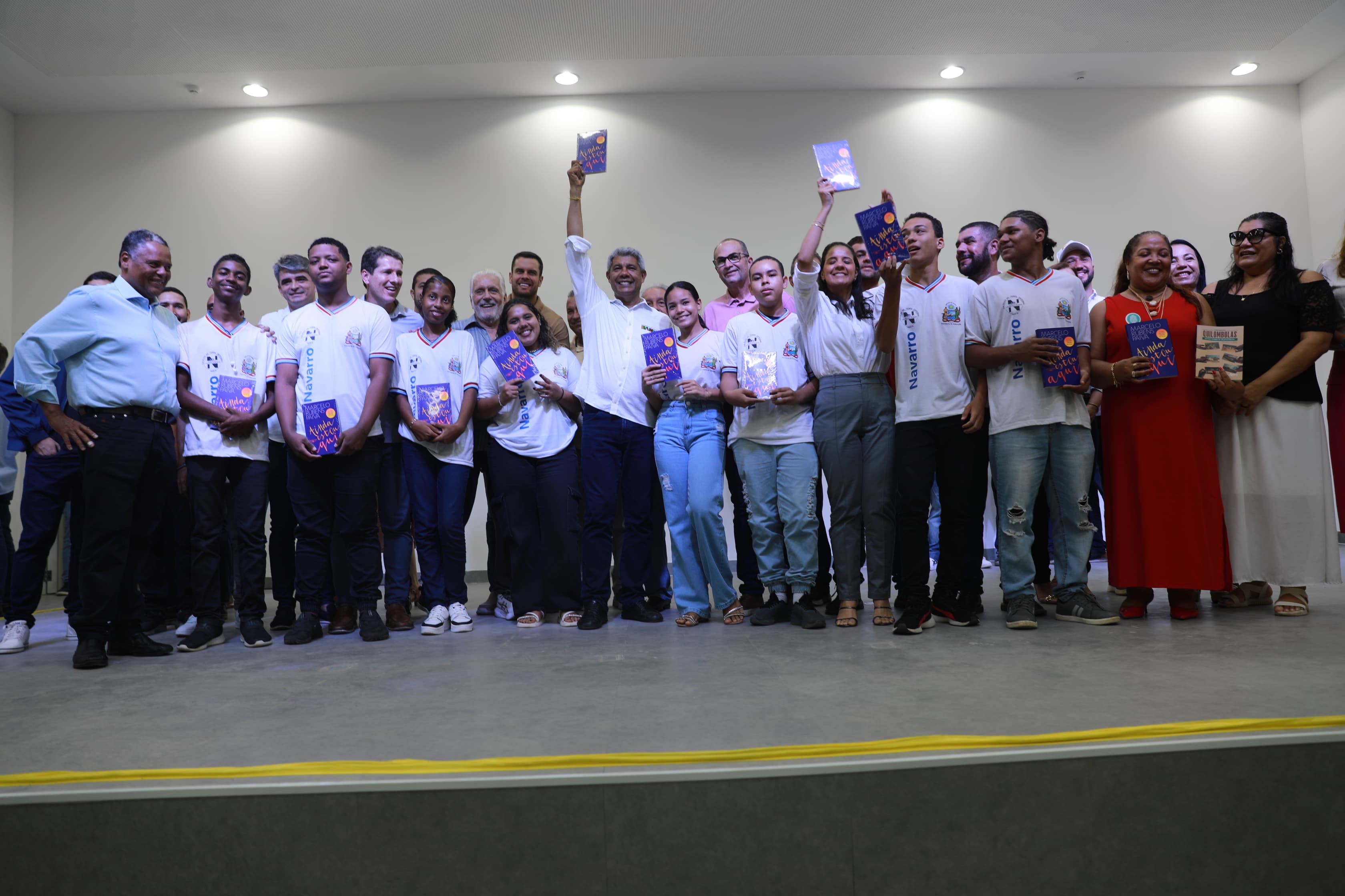 Colégio Estadual de Tempo Integral Luís Navarro de Brito - Jequié 