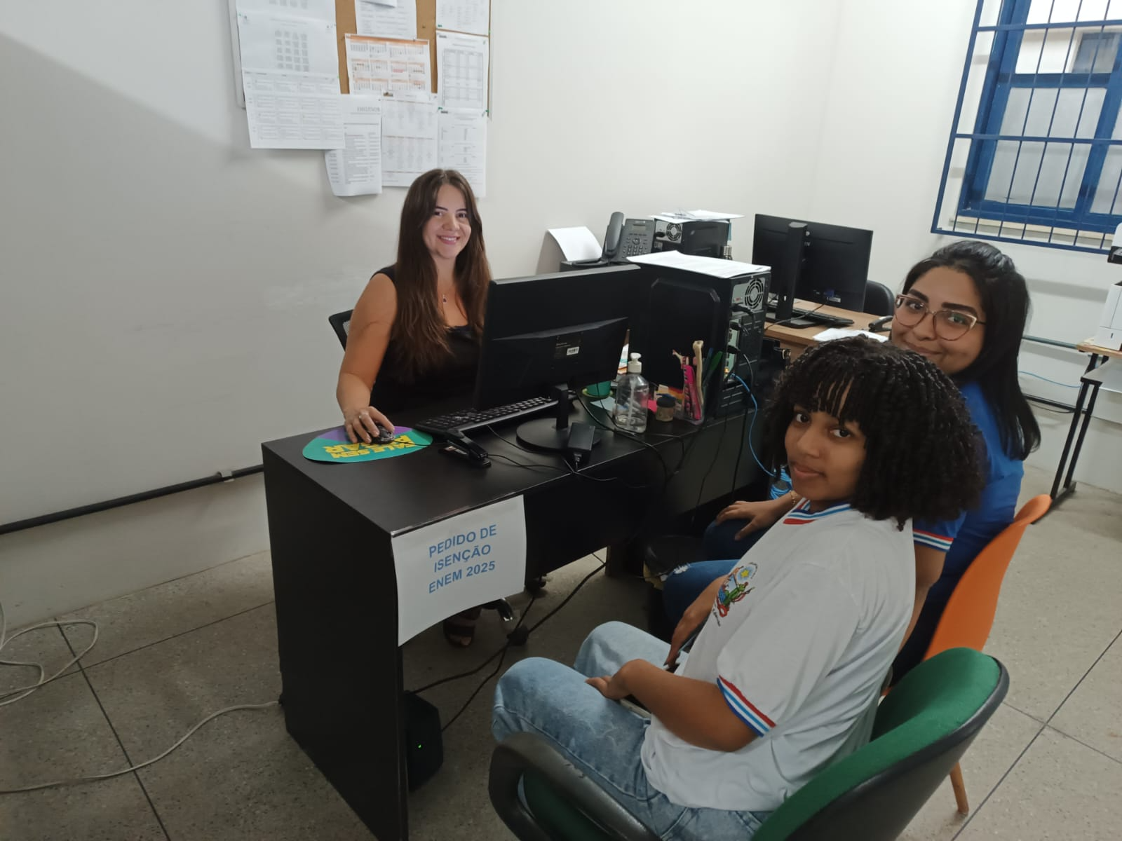 Rede estadual intensifica mobilização de estudantes para solicitação de isenção da inscrição do Enem 2025