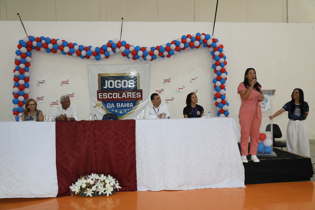 Secretaria da Educação fortalece cultura esportiva com abertura da Etapa Territorial dos Jogos Escolares da Bahia em Feira de Santana