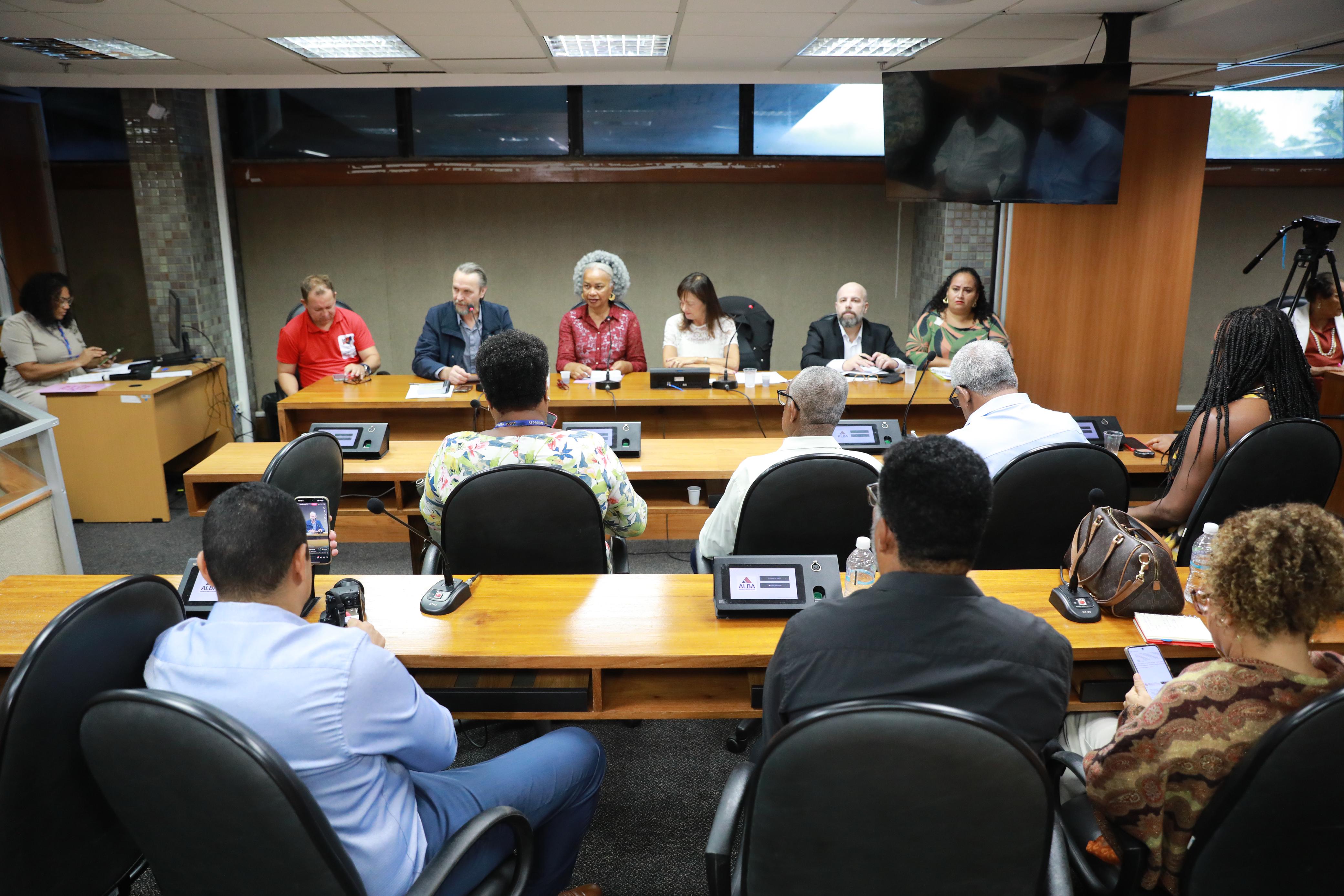 Bahia fortalece debates sobre o novo PNE em seminário na ALBA