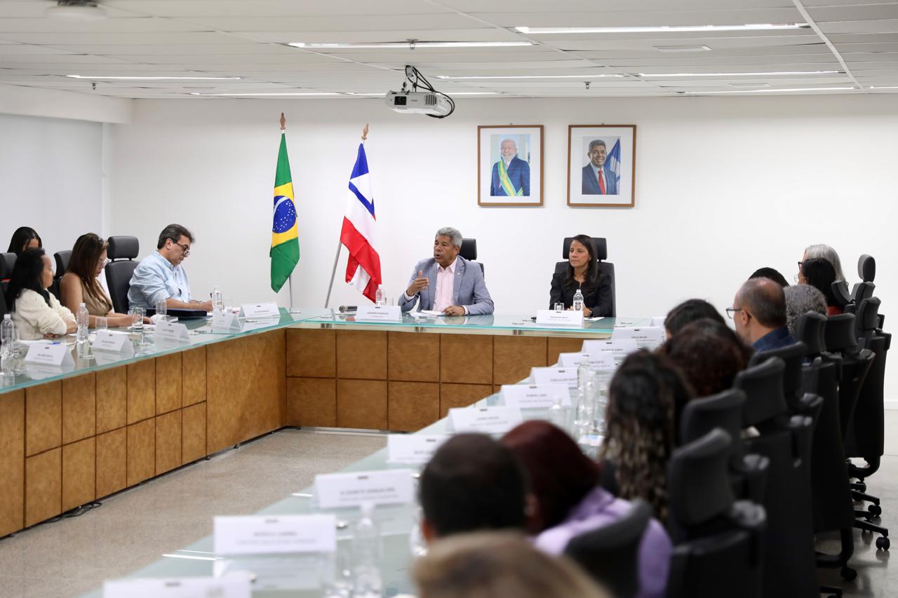 Estado monitora ações na educação e planeja próximo trimestre com gestores territoriais da Bahia