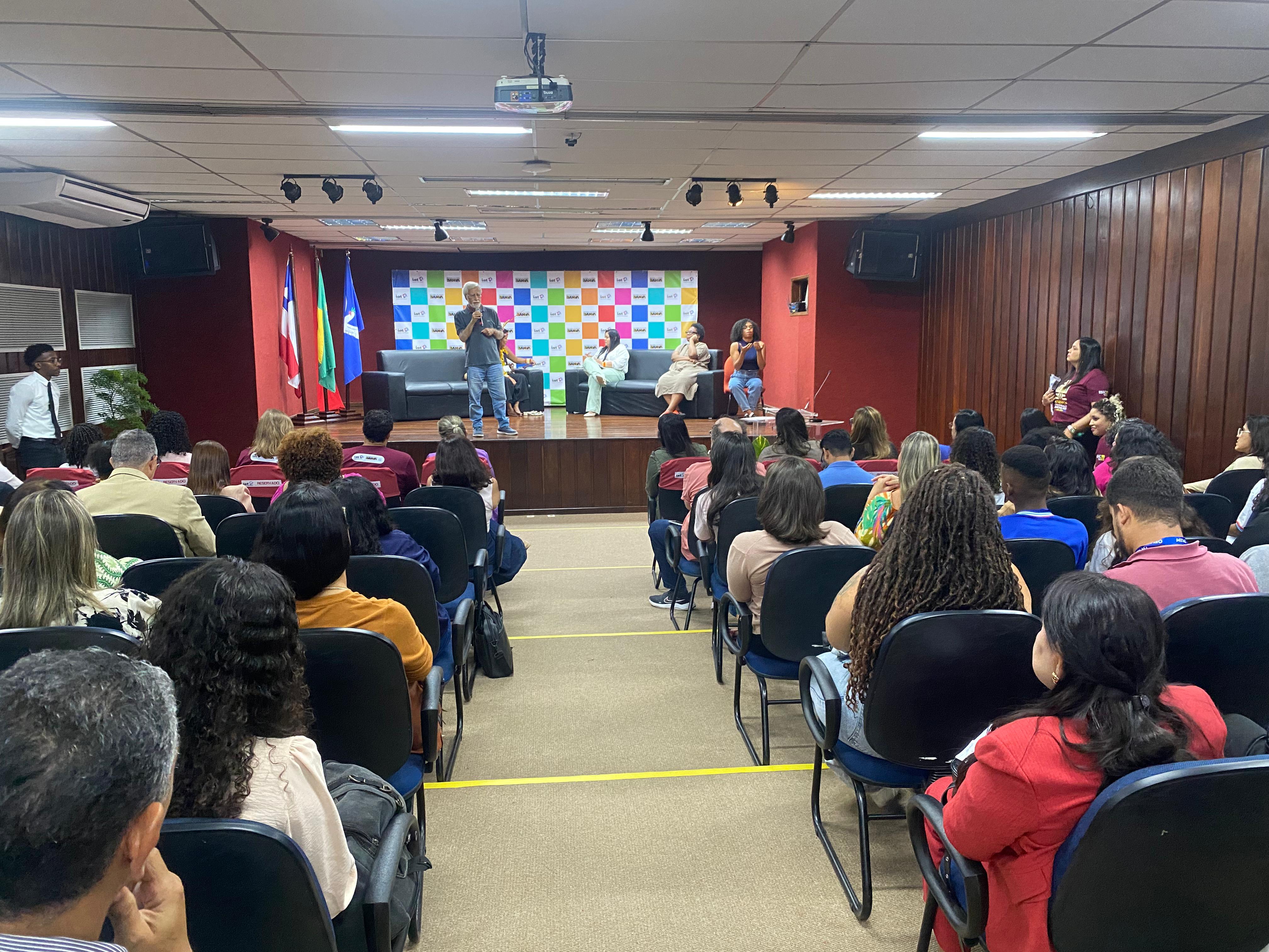  42 anos IAT - Seminário