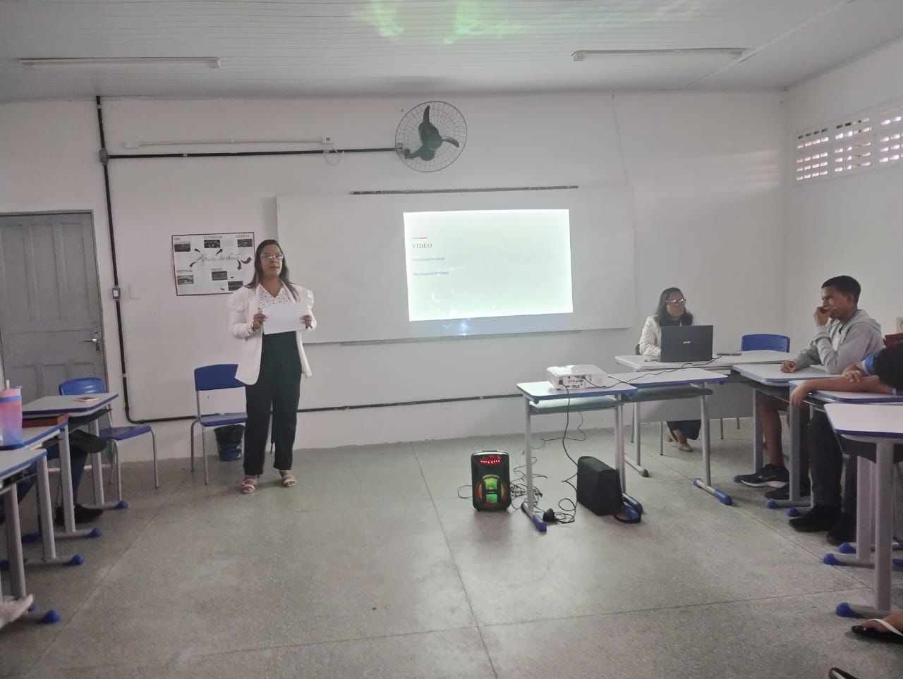 Colégio da rede estadual abre espaço para diálogo sobre saúde emocional em Alagoinhas