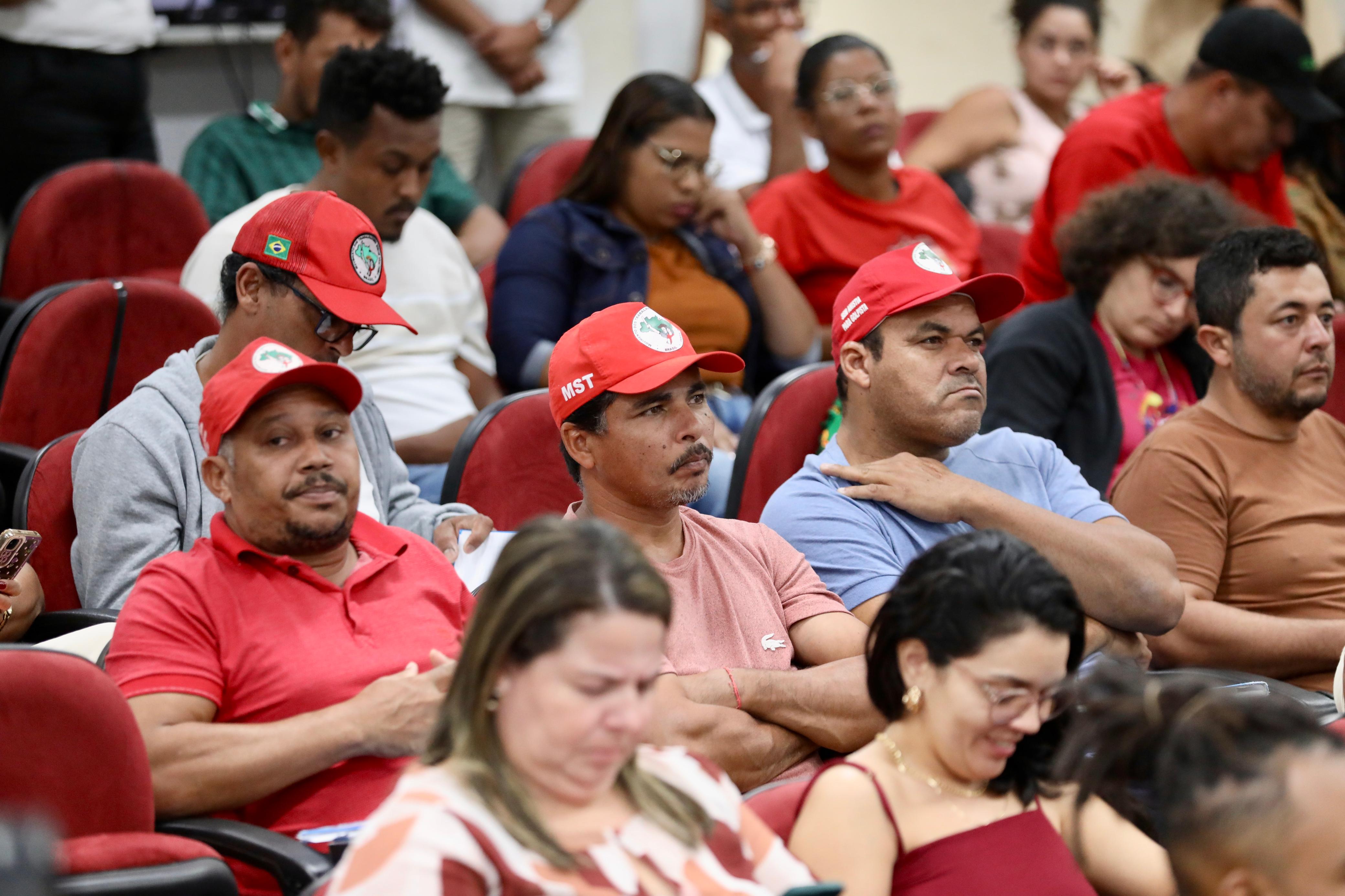 Educação no campo ganha força com participação de lideranças em reunião ampliada na Bahia