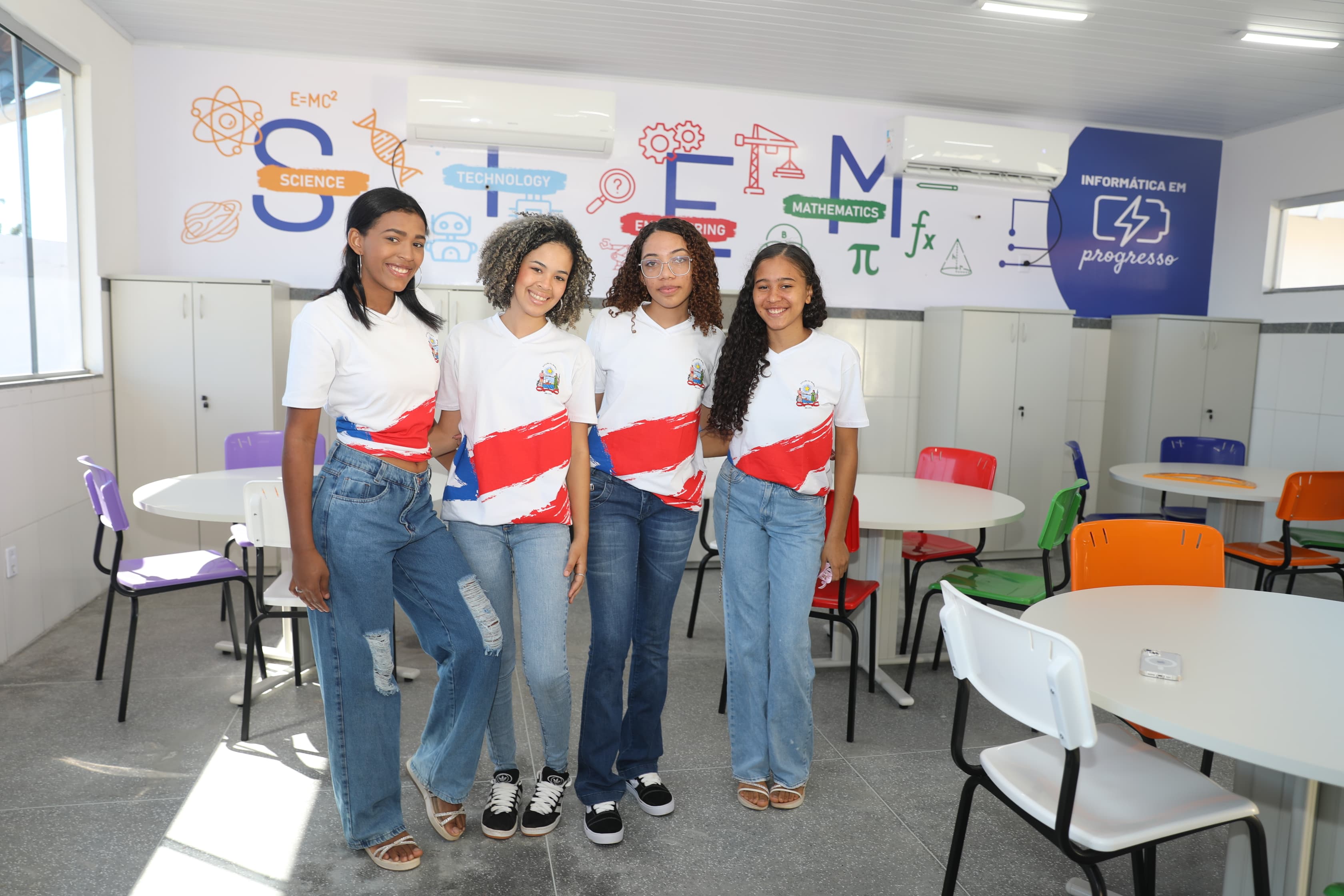 Município de Mansidão celebra avanços na Educação com modernização de colégio estadual