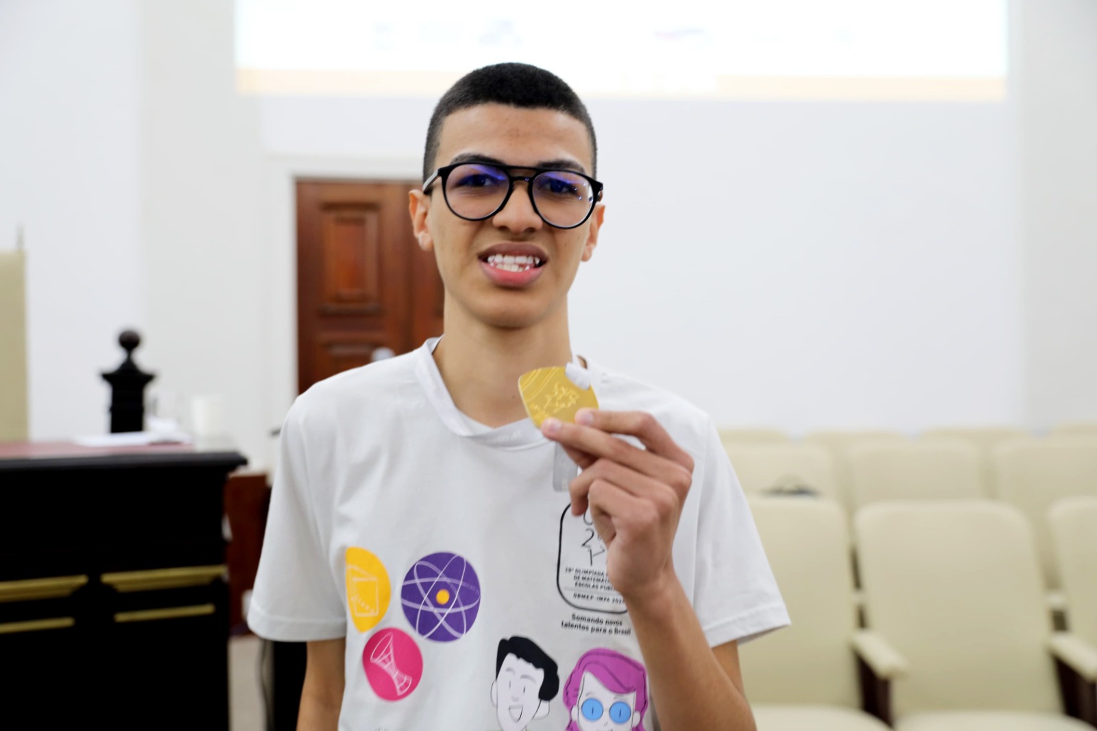 Rede estadual celebra conquistas na Olimpíada Brasileira de Matemática, em cerimônia na UFBA