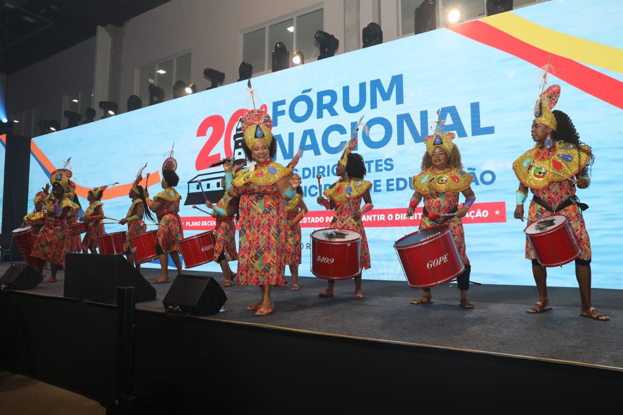 SEC marca presença no Fórum Nacional de Educação e destaca ações em parceria com os municípios