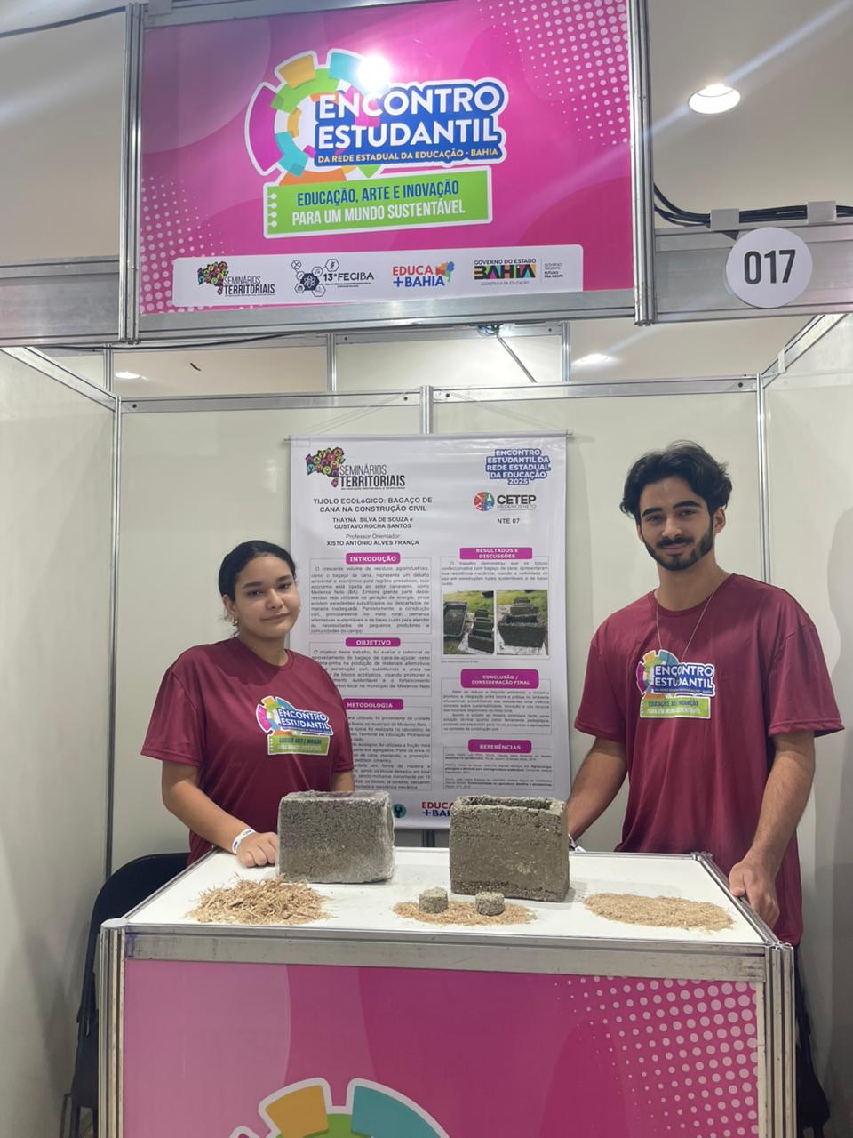 Estudantes apresentam soluções inovadoras na Etapa Territorial do Encontro Estudantil da Rede Estadual, em Ilhéus.