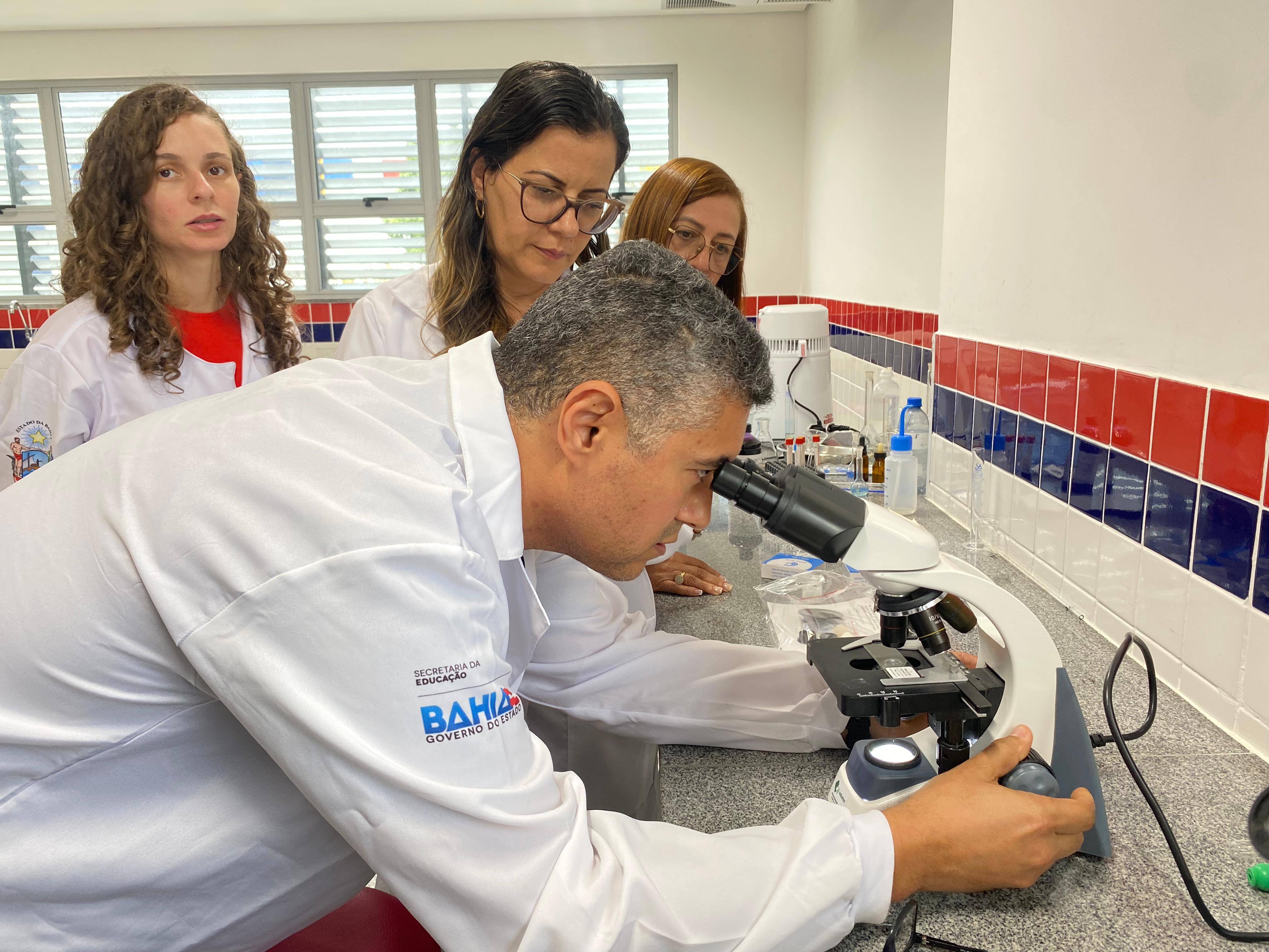 Formação Vamos para o Lab