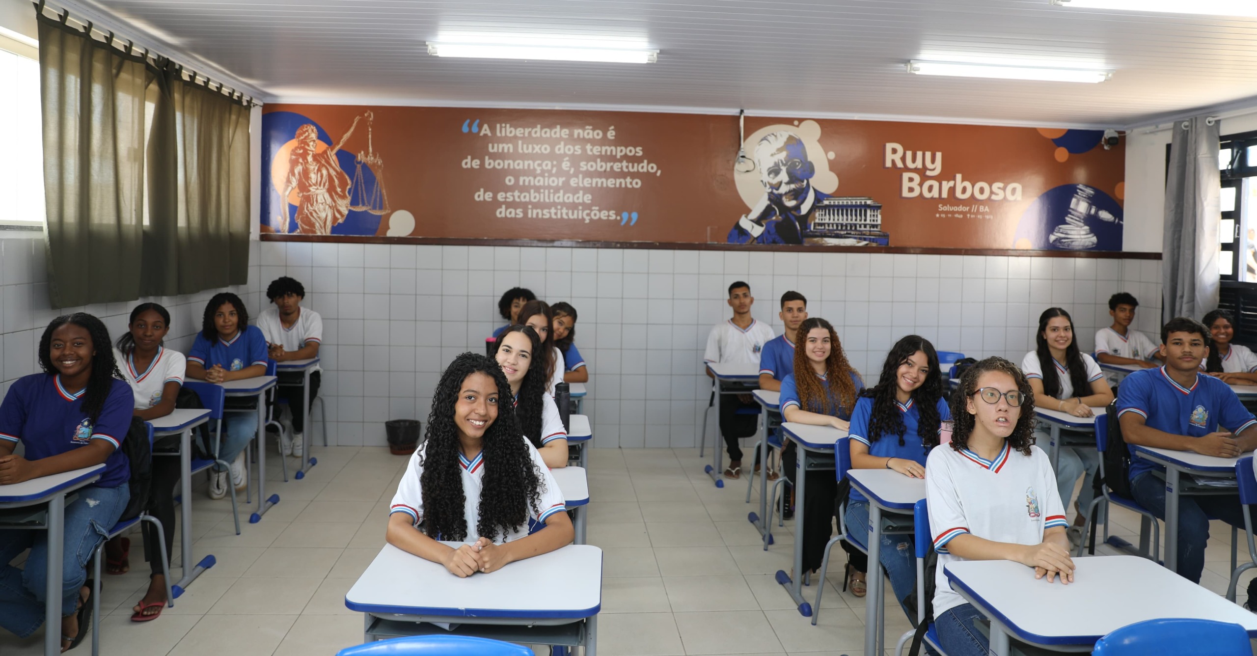 SEC anuncia inscrições de prêmio para gestão da aprendizagem nas escolas estaduais
